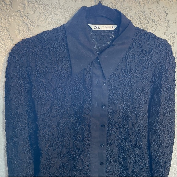 ZARA | black lace button down blouse - Picture 4 of 6